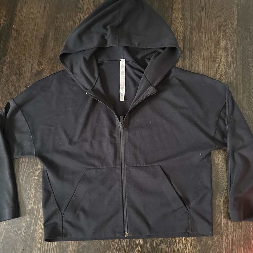 Lululemon lightweight zip up hoodie size 4 black